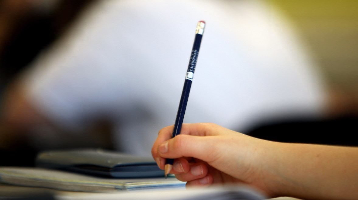 مراجعة كونكت بلس الصف الثالث الابتدائي الترم الثان